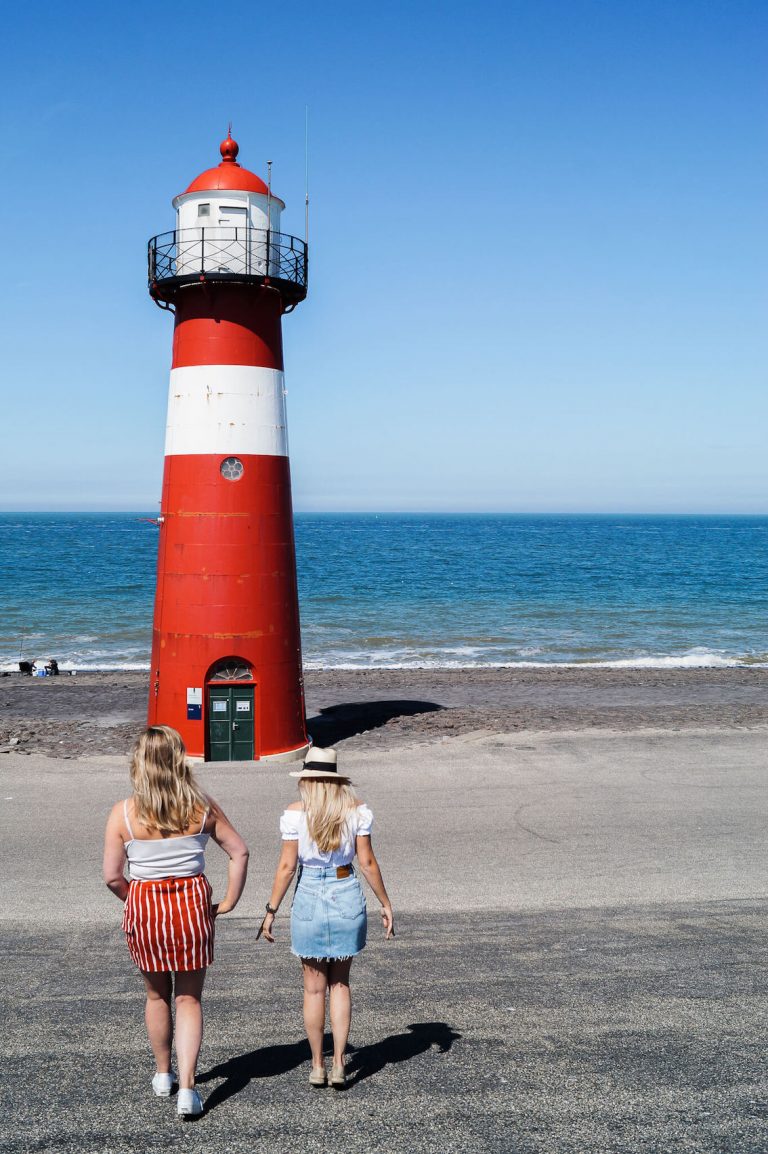 Route Lighthouses Flushing, car beach Zeeland
