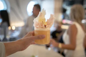 Cocktail bars in Rotterdam
