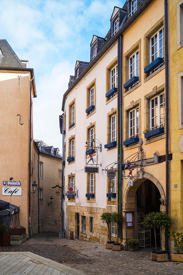 sights-luxembourg-city-cozy-streets