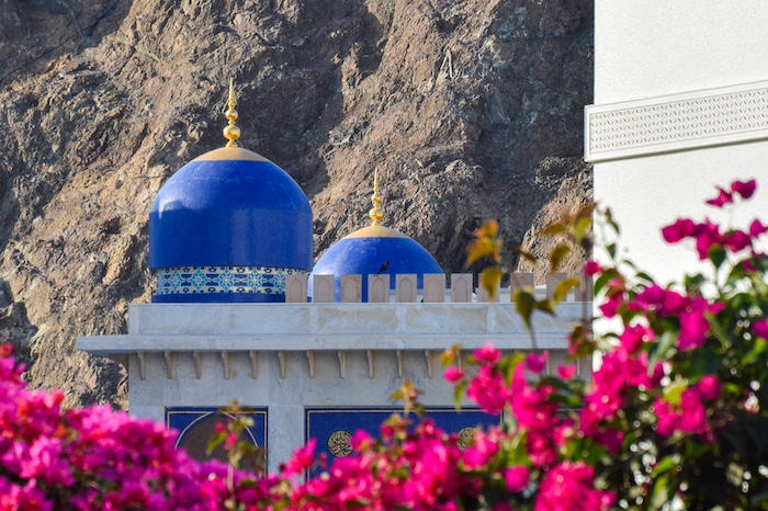 round trip Oman