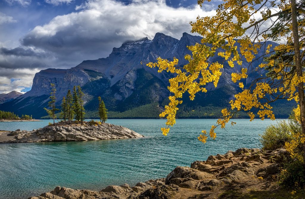 Travel Tips Canada