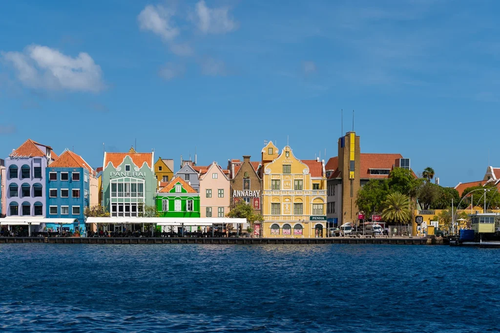 what to do willemstad curacao tips