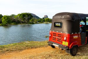 Traveling by tuktuk through Sri Lanka, tuktuk rental Sri Lanka