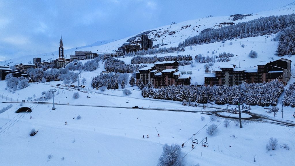 skiing-holidays-winter-sports-LesMenuires-France-winter-tips