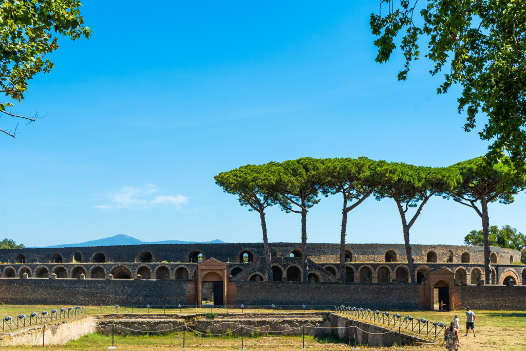 Pompeii Attractions: Visiting the Amphitheater