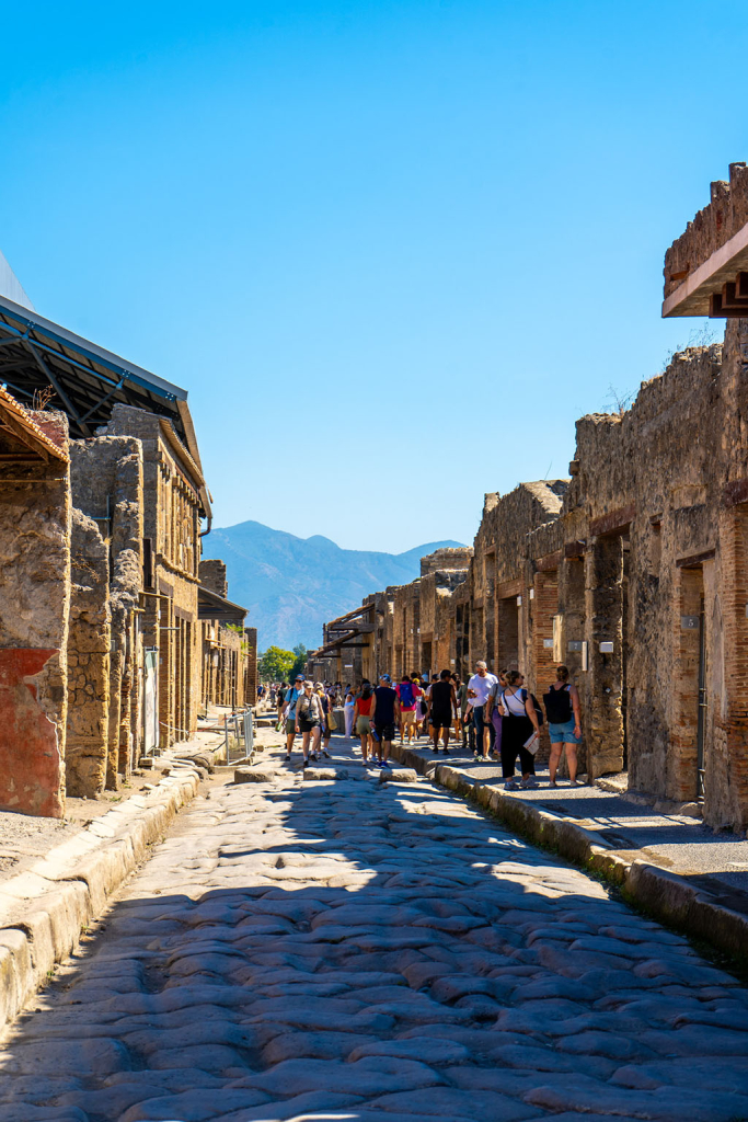 Visit Via Dell'abbondanza in Pompeii, a tourist attraction