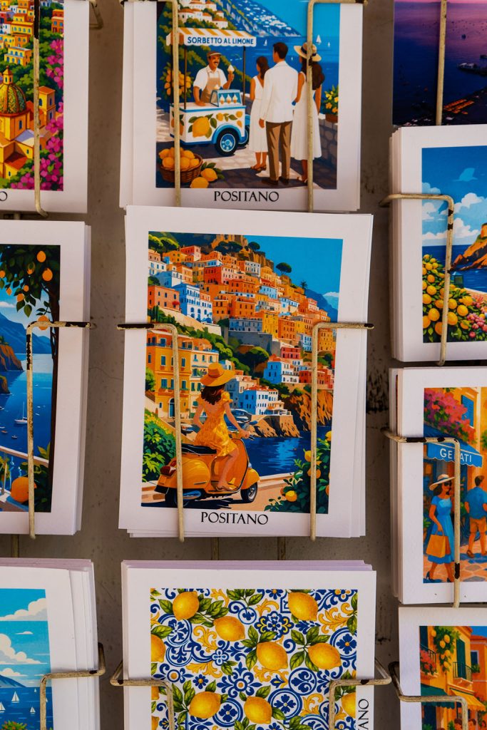 A postcard of the Amalfi Coast as the symbol for the Travander newsletter
