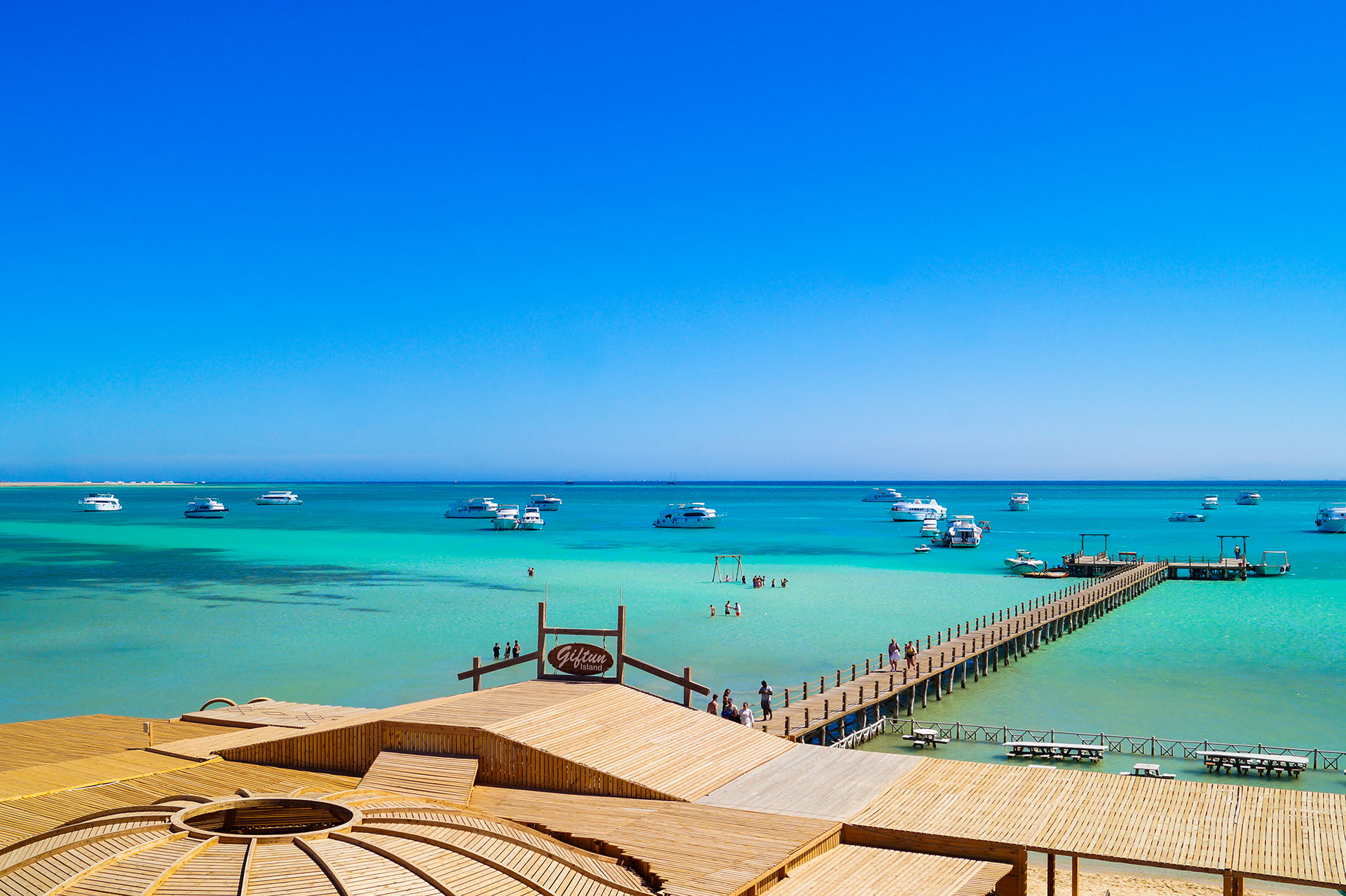 Travel Tips for Egypt: A Sun Vacation in Hurghada for a Boat Trip to Giftun Island, Top Travel Tips for Egypt