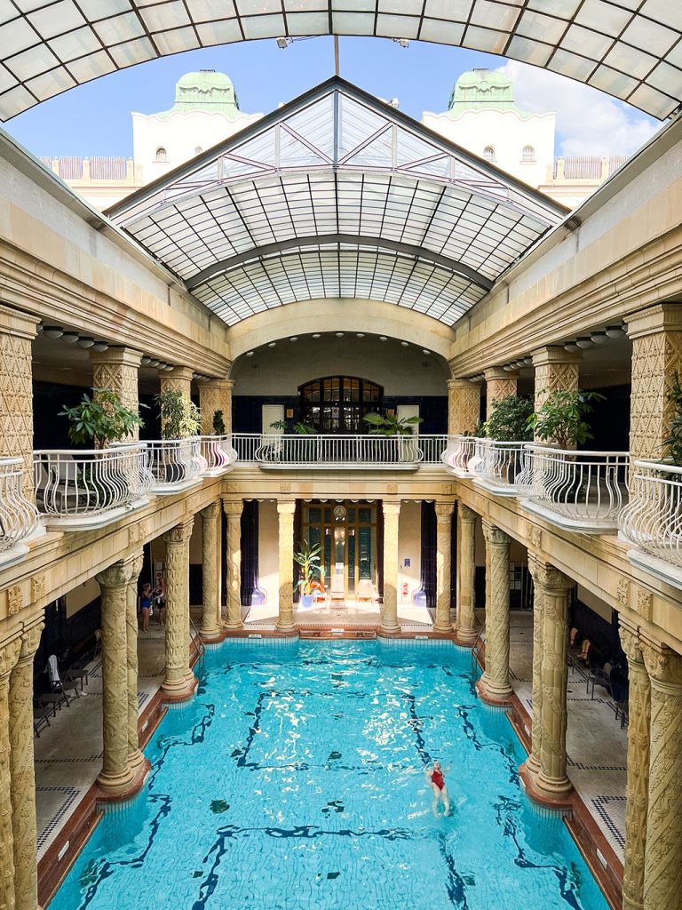 Travel Tips for Hungary: Visiting Bathhouses in Budapest