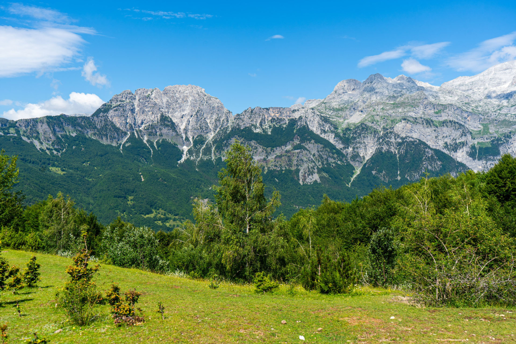 The first part of the hike from Theth to Valbona
