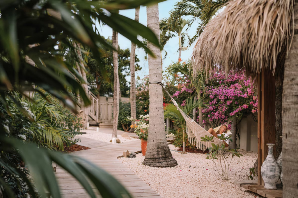Sun Vacation in Aruba: Accommodations at Paradera Park Aruba